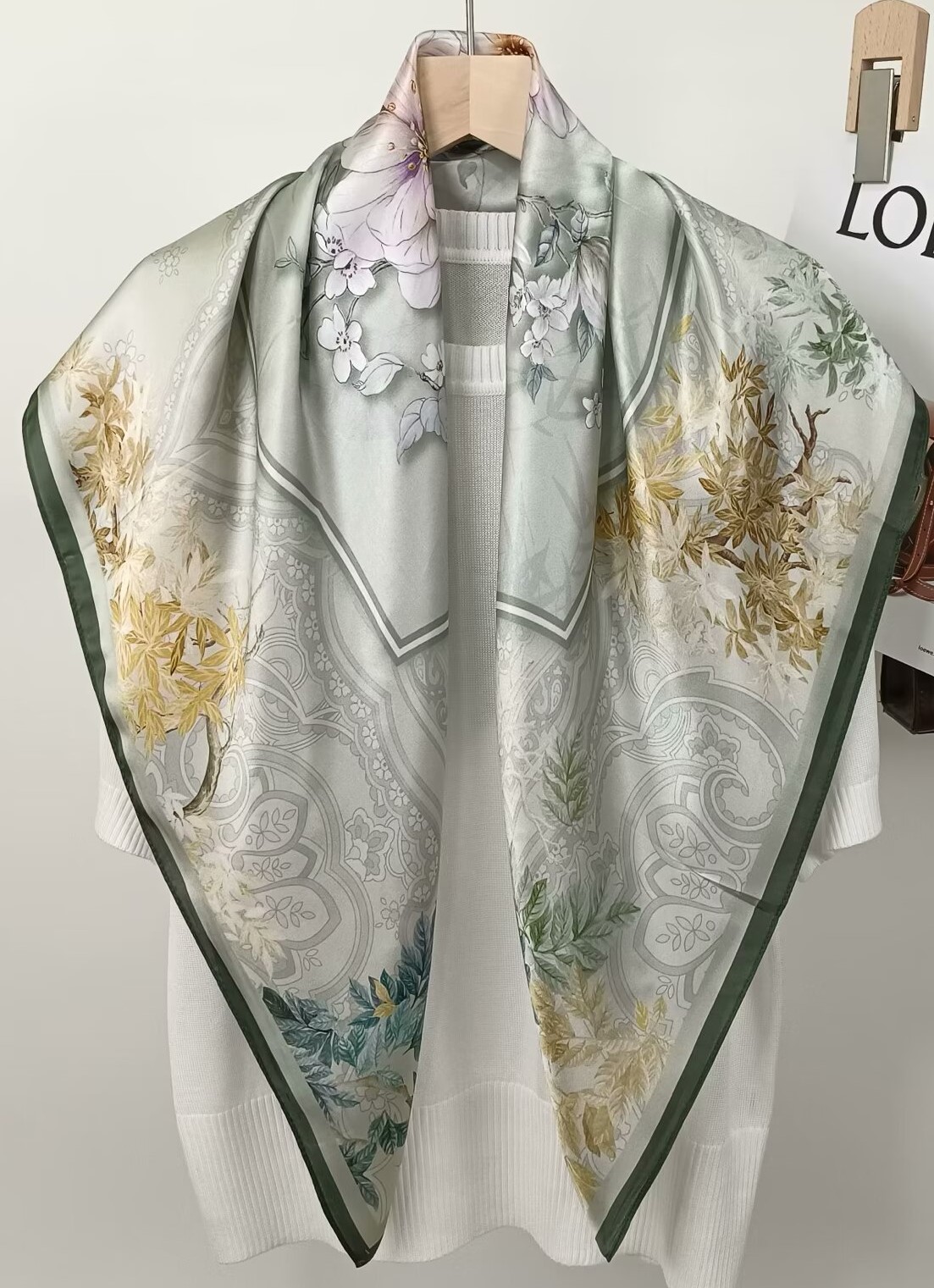 Lenço quadrado estampado de se - Silk Scarf Square avaliação e preço